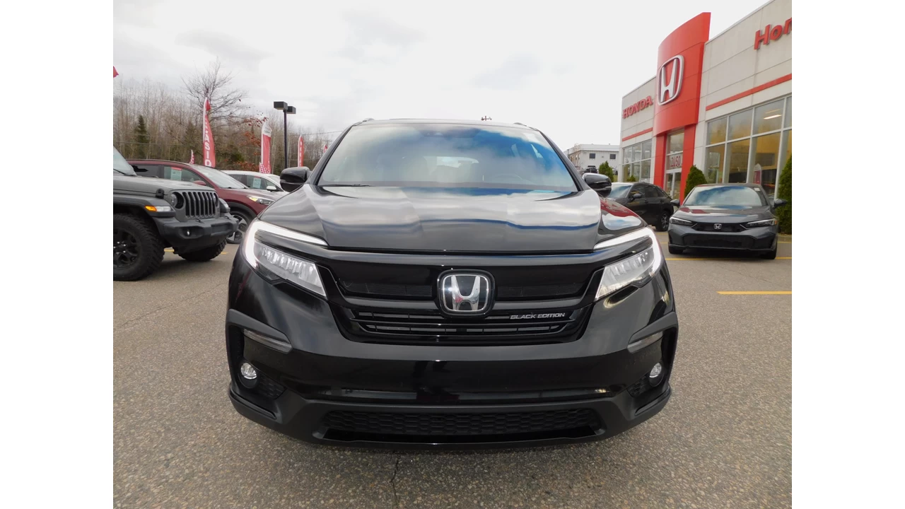 2022 Honda Pilot Black Edition Main Image