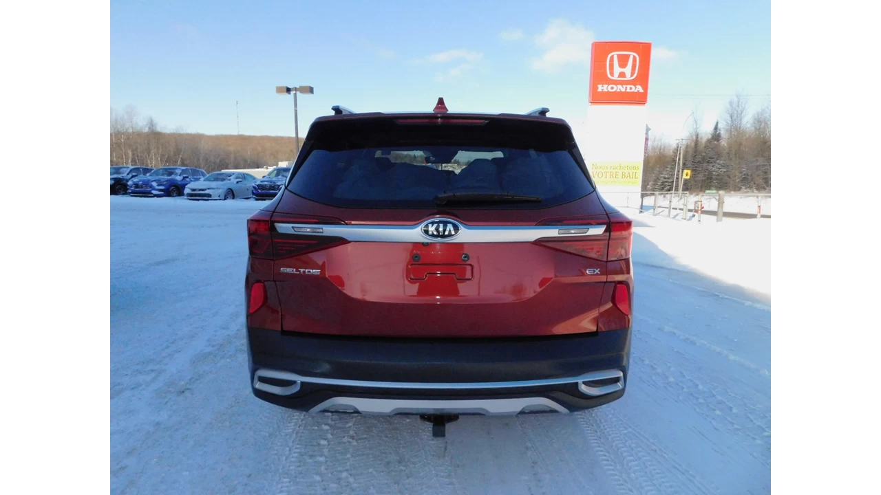 2021 Kia Seltos EX Main Image