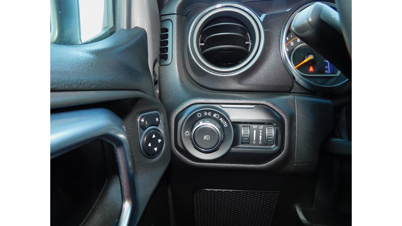 2020 Jeep Wrangler Sport Altitude Main Image