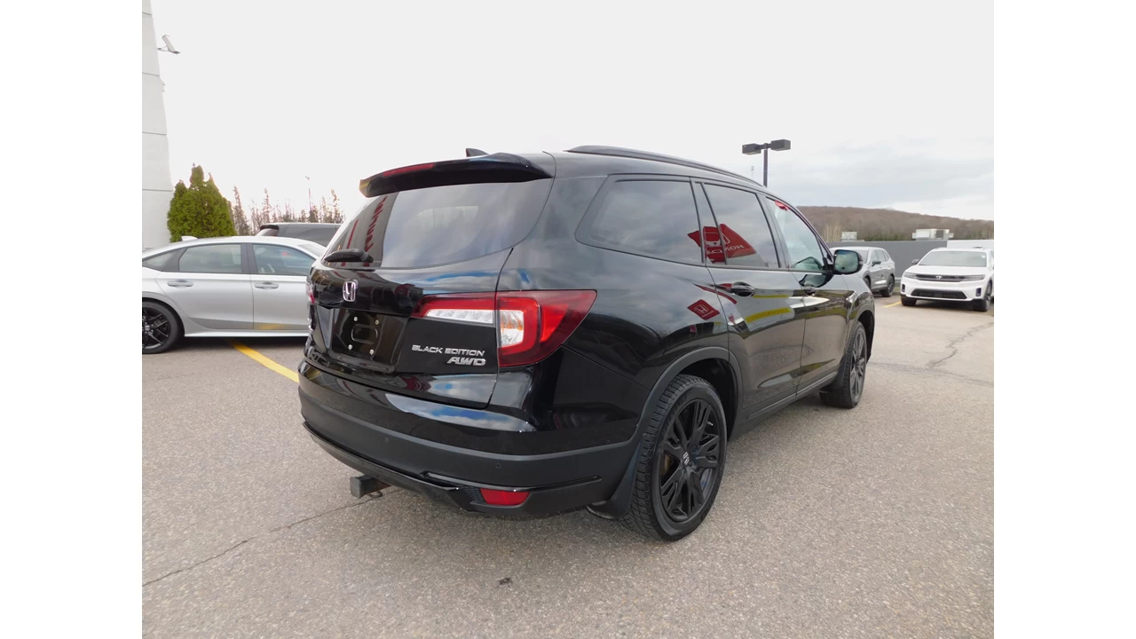 2022 Honda Pilot Black Edition Main Image