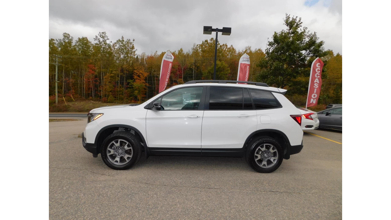 2023 Honda Passport TrailSport Main Image